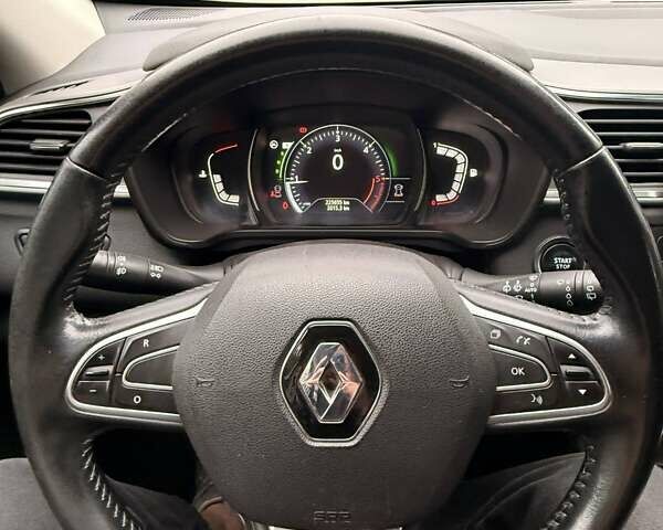 Белый Рено Kadjar, объемом двигателя 1.46 л и пробегом 225 тыс. км за 16000 $, фото 7 на Automoto.ua