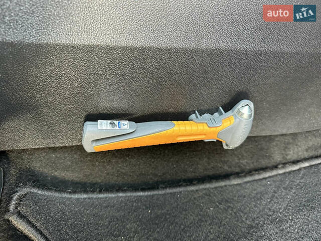 Белый Рено Kadjar, объемом двигателя 1.5 л и пробегом 230 тыс. км за 16000 $, фото 61 на Automoto.ua