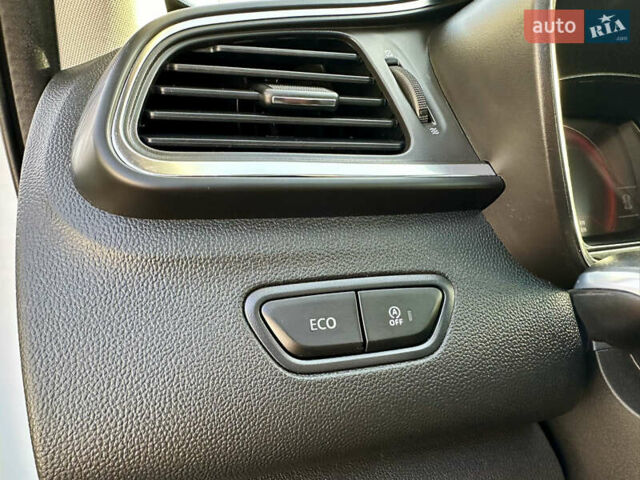 Белый Рено Kadjar, объемом двигателя 1.5 л и пробегом 230 тыс. км за 16000 $, фото 76 на Automoto.ua