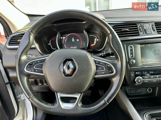 Белый Рено Kadjar, объемом двигателя 1.5 л и пробегом 230 тыс. км за 16000 $, фото 85 на Automoto.ua