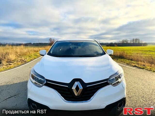 Белый Рено Kadjar, объемом двигателя 16 л и пробегом 49 тыс. км за 16800 $, фото 2 на Automoto.ua