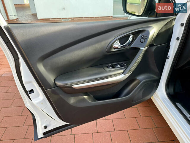 Белый Рено Kadjar, объемом двигателя 1.5 л и пробегом 230 тыс. км за 16000 $, фото 70 на Automoto.ua