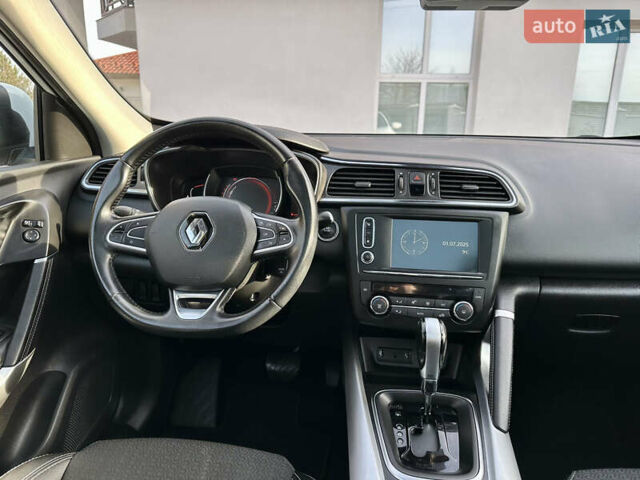 Белый Рено Kadjar, объемом двигателя 1.5 л и пробегом 230 тыс. км за 16000 $, фото 68 на Automoto.ua