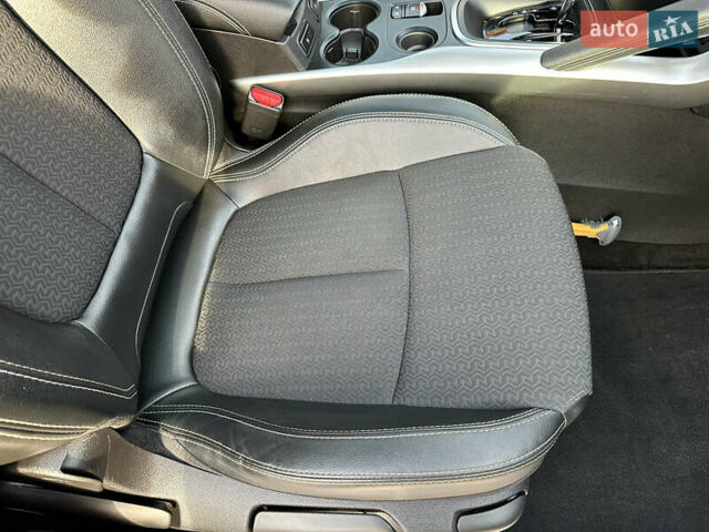 Белый Рено Kadjar, объемом двигателя 1.5 л и пробегом 230 тыс. км за 16000 $, фото 59 на Automoto.ua