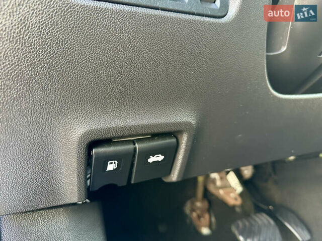 Белый Рено Kadjar, объемом двигателя 1.5 л и пробегом 230 тыс. км за 16000 $, фото 74 на Automoto.ua