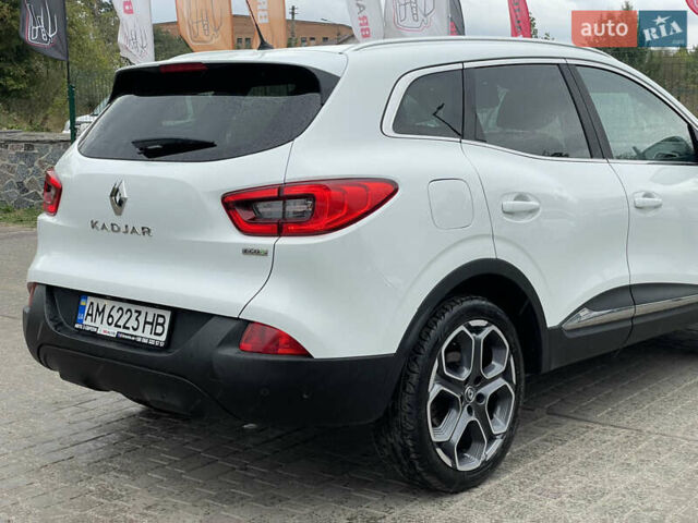 Білий Рено Kadjar, об'ємом двигуна 1.5 л та пробігом 200 тис. км за 16899 $, фото 15 на Automoto.ua