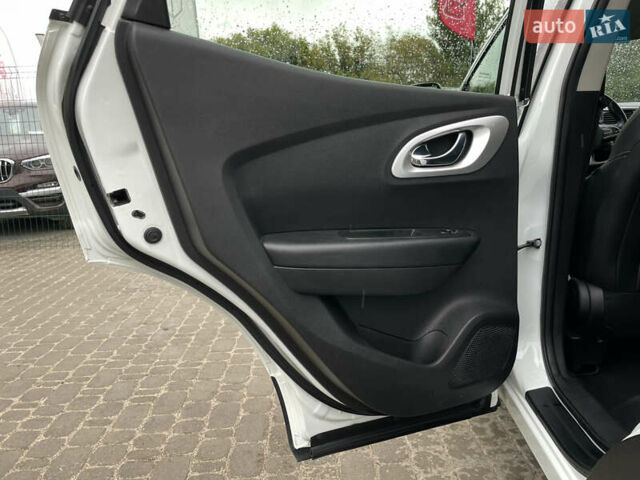 Білий Рено Kadjar, об'ємом двигуна 1.5 л та пробігом 200 тис. км за 16899 $, фото 25 на Automoto.ua