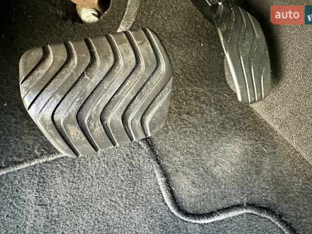 Белый Рено Kadjar, объемом двигателя 1.5 л и пробегом 230 тыс. км за 16000 $, фото 75 на Automoto.ua