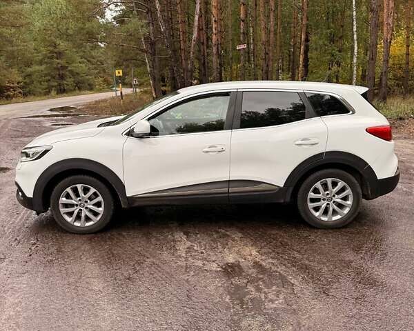 Белый Рено Kadjar, объемом двигателя 1.46 л и пробегом 225 тыс. км за 16000 $, фото 10 на Automoto.ua