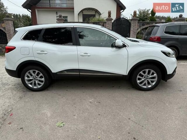 Белый Рено Kadjar, объемом двигателя 1.46 л и пробегом 192 тыс. км за 17700 $, фото 6 на Automoto.ua