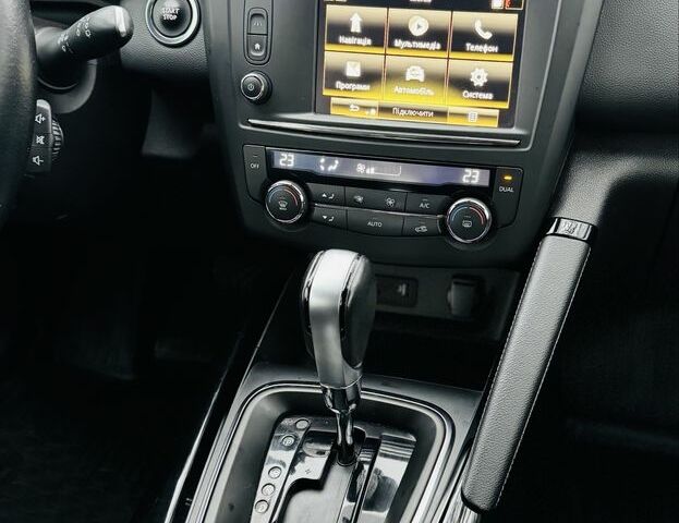 Белый Рено Kadjar, объемом двигателя 1.5 л и пробегом 67 тыс. км за 18500 $, фото 9 на Automoto.ua
