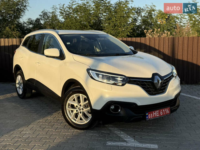 Белый Рено Kadjar, объемом двигателя 1.5 л и пробегом 219 тыс. км за 17250 $, фото 7 на Automoto.ua