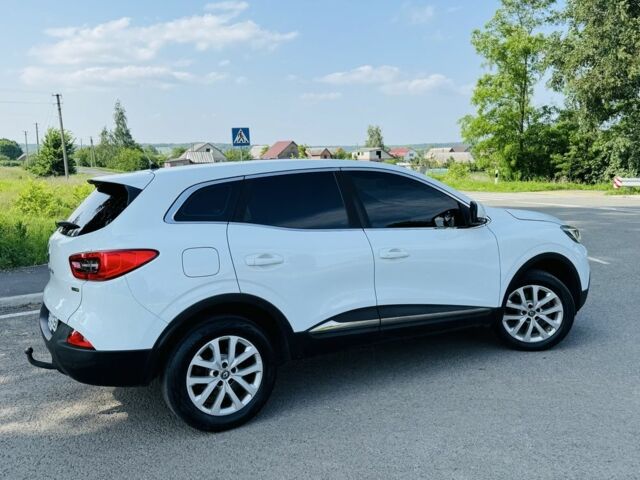 Белый Рено Kadjar, объемом двигателя 1.6 л и пробегом 67 тыс. км за 16500 $, фото 5 на Automoto.ua