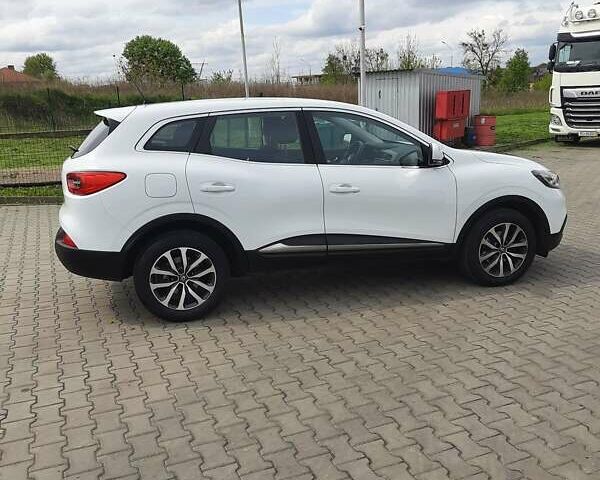 Білий Рено Kadjar, об'ємом двигуна 1.5 л та пробігом 203 тис. км за 15950 $, фото 6 на Automoto.ua