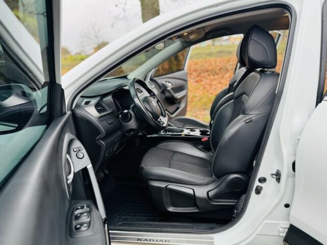 Белый Рено Kadjar, объемом двигателя 1.5 л и пробегом 67 тыс. км за 18500 $, фото 12 на Automoto.ua