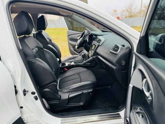 Белый Рено Kadjar, объемом двигателя 1.5 л и пробегом 67 тыс. км за 18500 $, фото 14 на Automoto.ua