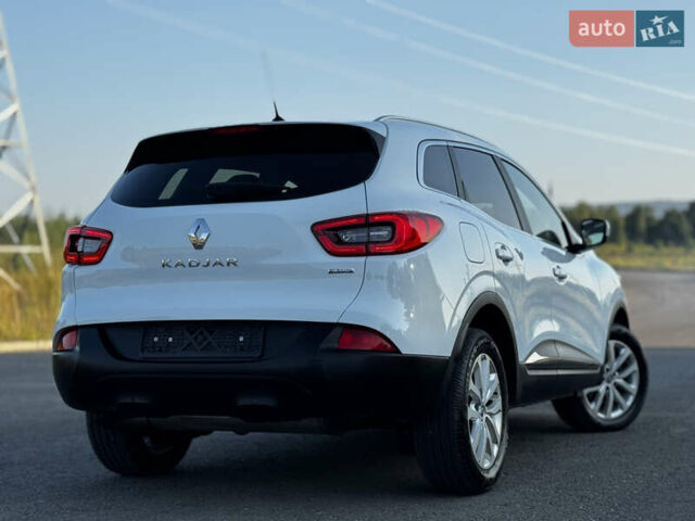 Белый Рено Kadjar, объемом двигателя 1.5 л и пробегом 155 тыс. км за 17700 $, фото 26 на Automoto.ua