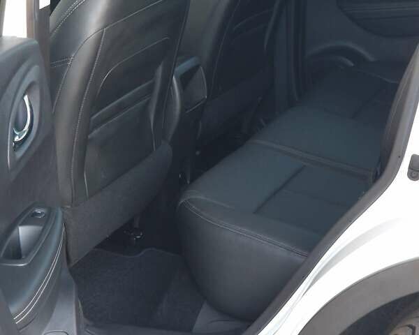 Білий Рено Kadjar, об'ємом двигуна 1.46 л та пробігом 222 тис. км за 17700 $, фото 36 на Automoto.ua