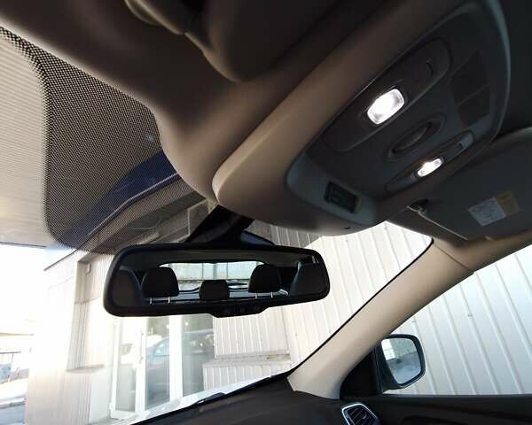 Білий Рено Kadjar, об'ємом двигуна 1.46 л та пробігом 222 тис. км за 17700 $, фото 47 на Automoto.ua