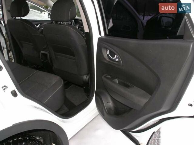 Белый Рено Kadjar, объемом двигателя 1.5 л и пробегом 230 тыс. км за 15500 $, фото 10 на Automoto.ua