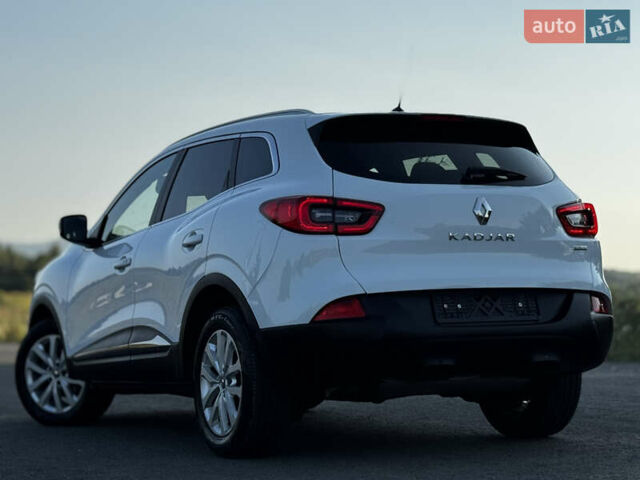 Белый Рено Kadjar, объемом двигателя 1.5 л и пробегом 155 тыс. км за 17700 $, фото 29 на Automoto.ua