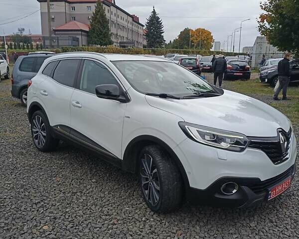 Белый Рено Kadjar, объемом двигателя 1.46 л и пробегом 182 тыс. км за 16800 $, фото 7 на Automoto.ua