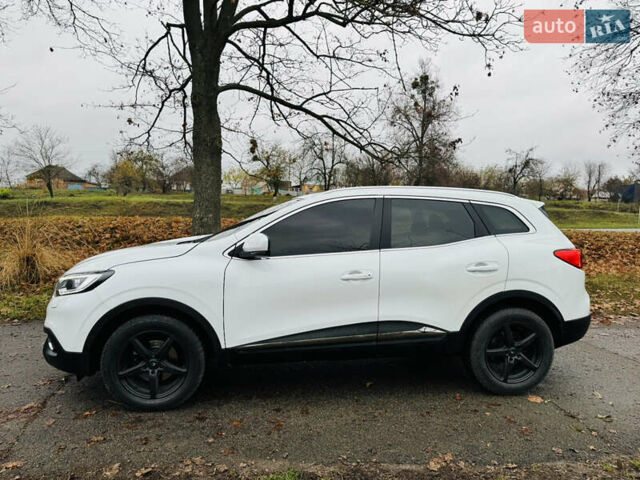 Белый Рено Kadjar, объемом двигателя 1.5 л и пробегом 67 тыс. км за 18500 $, фото 4 на Automoto.ua