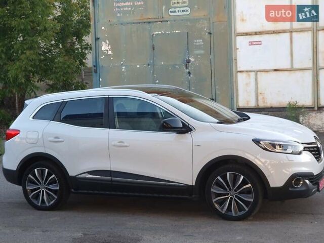 Білий Рено Kadjar, об'ємом двигуна 1.46 л та пробігом 222 тис. км за 17700 $, фото 14 на Automoto.ua