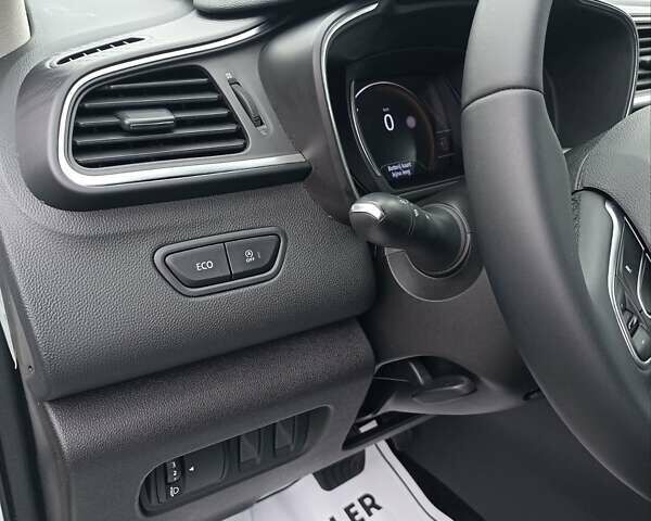 Белый Рено Kadjar, объемом двигателя 1.46 л и пробегом 182 тыс. км за 16800 $, фото 5 на Automoto.ua