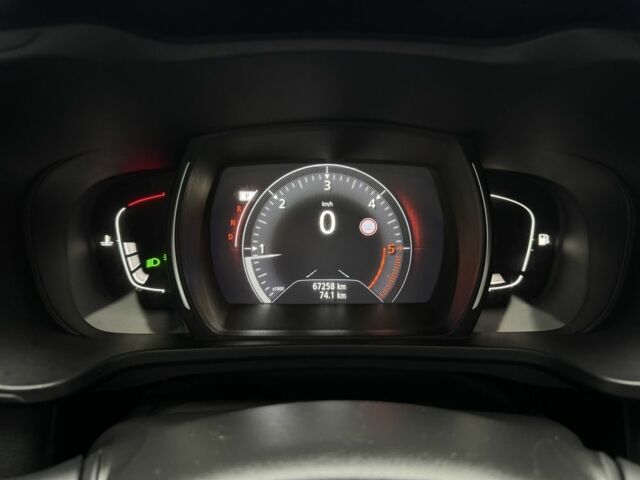 Белый Рено Kadjar, объемом двигателя 1.5 л и пробегом 67 тыс. км за 18500 $, фото 11 на Automoto.ua