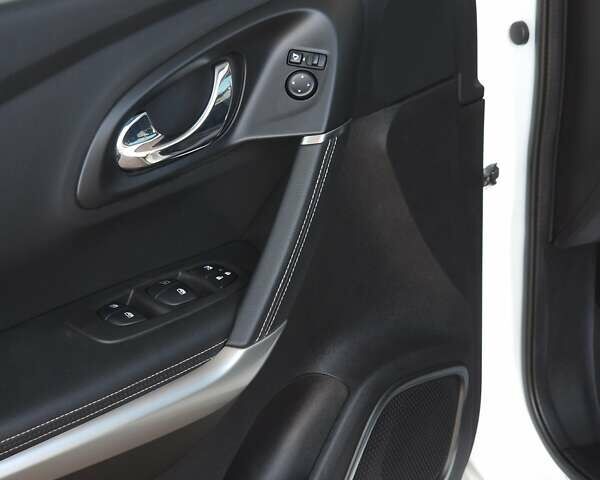 Білий Рено Kadjar, об'ємом двигуна 1.46 л та пробігом 222 тис. км за 17700 $, фото 29 на Automoto.ua