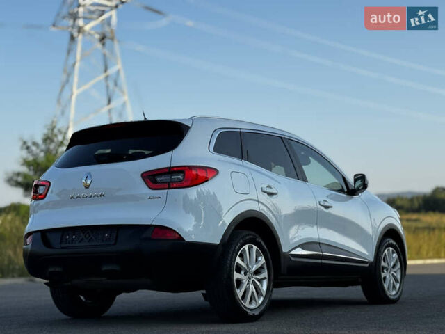 Белый Рено Kadjar, объемом двигателя 1.5 л и пробегом 155 тыс. км за 17700 $, фото 32 на Automoto.ua