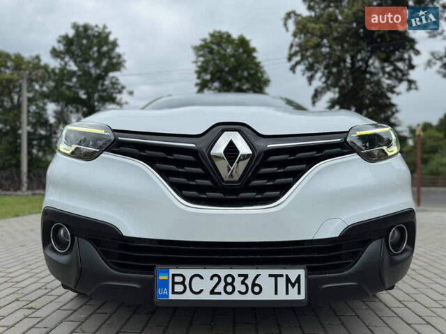 Белый Рено Kadjar, объемом двигателя 1.46 л и пробегом 158 тыс. км за 17200 $, фото 18 на Automoto.ua