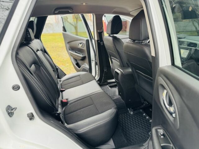 Белый Рено Kadjar, объемом двигателя 1.5 л и пробегом 67 тыс. км за 18500 $, фото 15 на Automoto.ua