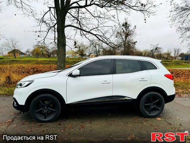 Білий Рено Kadjar, об'ємом двигуна 1.5 л та пробігом 67 тис. км за 18500 $, фото 4 на Automoto.ua