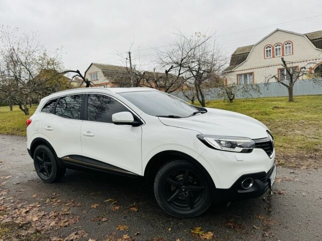 Белый Рено Kadjar, объемом двигателя 1.5 л и пробегом 67 тыс. км за 18500 $, фото 1 на Automoto.ua