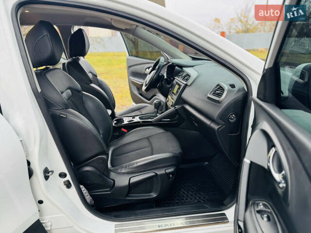 Белый Рено Kadjar, объемом двигателя 1.5 л и пробегом 67 тыс. км за 18500 $, фото 14 на Automoto.ua