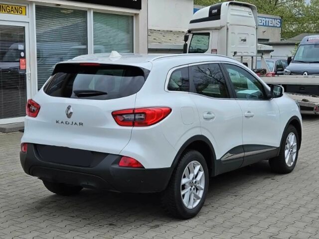 Белый Рено Kadjar, объемом двигателя 0.15 л и пробегом 141 тыс. км за 14000 $, фото 3 на Automoto.ua