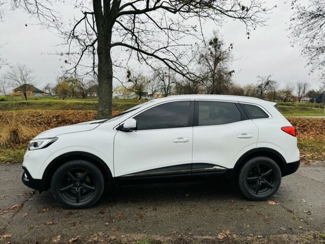 Белый Рено Kadjar, объемом двигателя 1.5 л и пробегом 67 тыс. км за 18500 $, фото 4 на Automoto.ua
