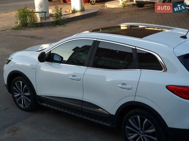 Білий Рено Kadjar, об'ємом двигуна 1.46 л та пробігом 222 тис. км за 17700 $, фото 16 на Automoto.ua