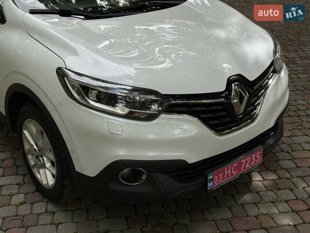 Белый Рено Kadjar, объемом двигателя 1.5 л и пробегом 182 тыс. км за 15500 $, фото 21 на Automoto.ua