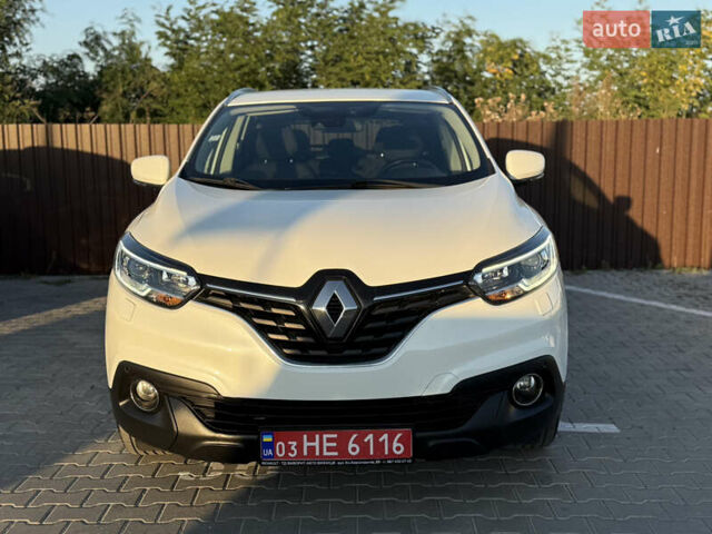 Белый Рено Kadjar, объемом двигателя 1.5 л и пробегом 219 тыс. км за 17250 $, фото 6 на Automoto.ua