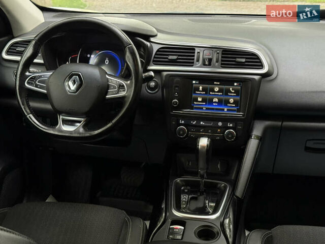 Белый Рено Kadjar, объемом двигателя 1.6 л и пробегом 182 тыс. км за 15500 $, фото 44 на Automoto.ua