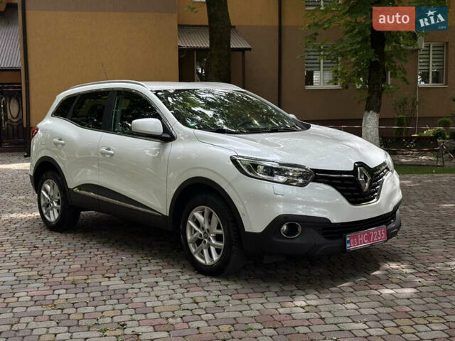 Белый Рено Kadjar, объемом двигателя 1.5 л и пробегом 182 тыс. км за 15500 $, фото 2 на Automoto.ua