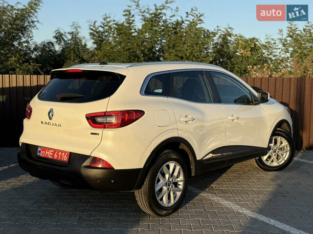 Белый Рено Kadjar, объемом двигателя 1.5 л и пробегом 219 тыс. км за 16600 $, фото 12 на Automoto.ua