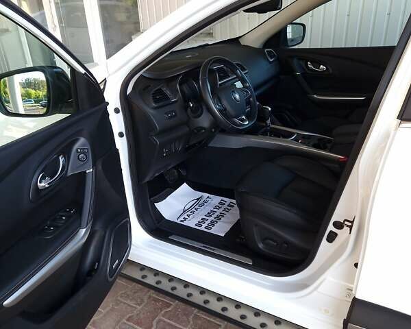 Білий Рено Kadjar, об'ємом двигуна 1.46 л та пробігом 222 тис. км за 17700 $, фото 30 на Automoto.ua