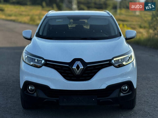 Белый Рено Kadjar, объемом двигателя 1.5 л и пробегом 155 тыс. км за 17700 $, фото 9 на Automoto.ua
