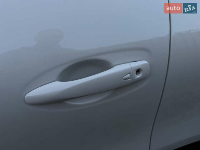 Белый Рено Kadjar, объемом двигателя 1.5 л и пробегом 219 тыс. км за 16600 $, фото 28 на Automoto.ua