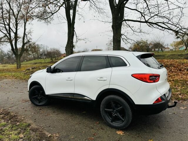 Белый Рено Kadjar, объемом двигателя 1.5 л и пробегом 67 тыс. км за 18500 $, фото 7 на Automoto.ua