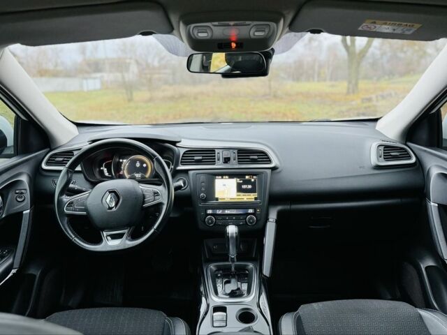 Белый Рено Kadjar, объемом двигателя 1.5 л и пробегом 67 тыс. км за 18500 $, фото 8 на Automoto.ua